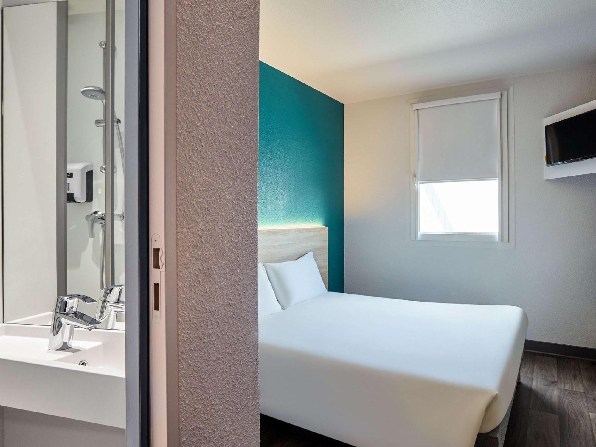 Hotelf1 Nimes Ouest Dış mekan fotoğraf
