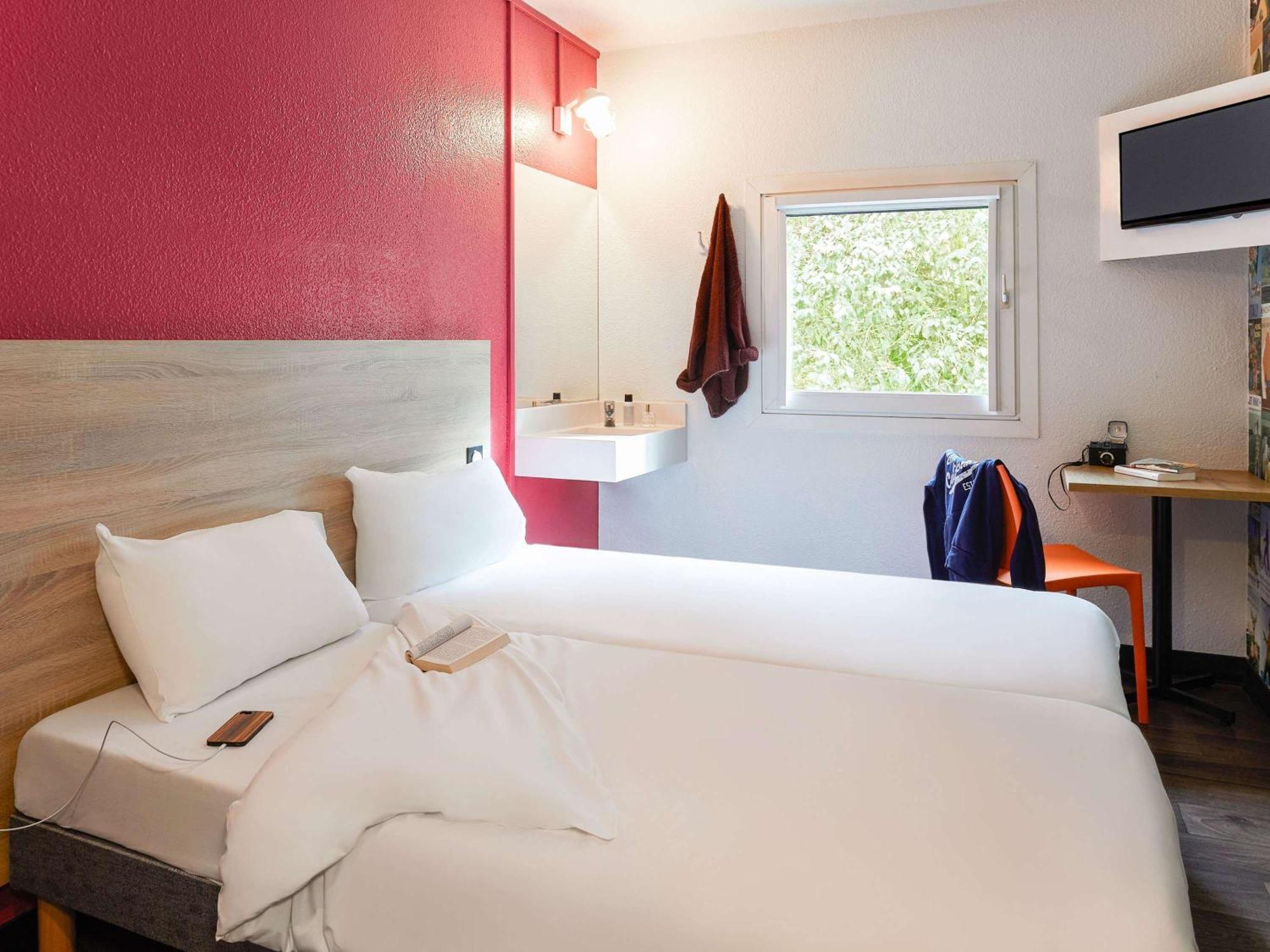 Hotelf1 Nimes Ouest Dış mekan fotoğraf